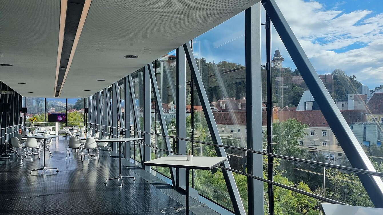 Csm Kunsthaus Graz Needle Praesentation C Universalmuseum Joanneum 9ea3902273